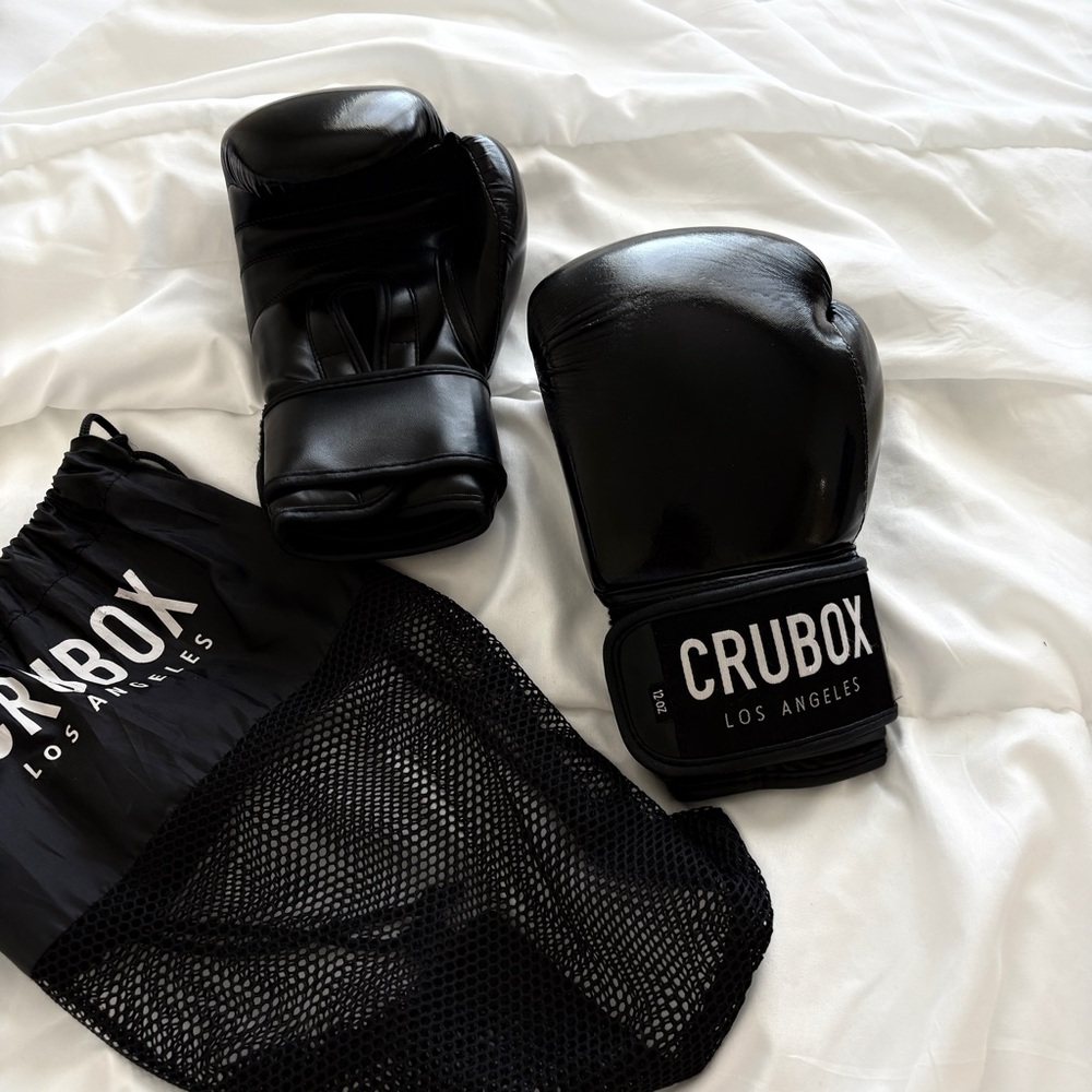 CRUBOX Black Boxing Gloves